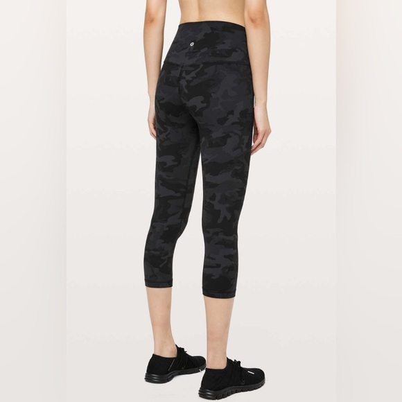 Lululemon Align Crop *21"- Incognito Camo Multi Grey/ Size 6 - Picture 1 of 9